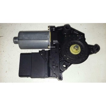 Recambio de motor elevalunas trasero derecho para volkswagen golf iv berlina (1j1) highline referencia OEM IAM 101438203  