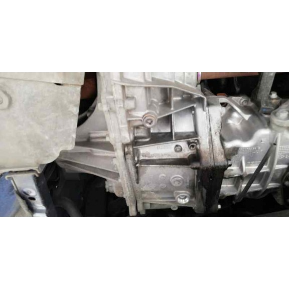 Recambio de caja cambios para renault scenic iii grand dynamique referencia OEM IAM ND4000 B 141.046KM 6V