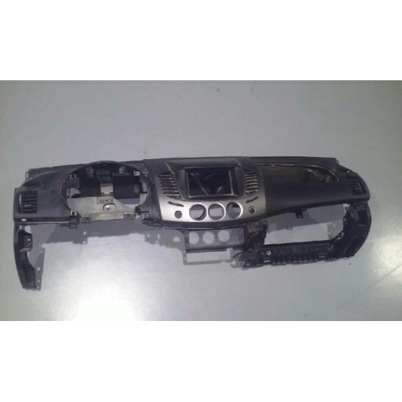 Recambio de salpicadero para mitsubishi l 200 (ka0/kb0) 2.5 di-d cat referencia OEM IAM   