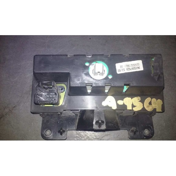 Recambio de display para peugeot 206 berlina xr referencia OEM IAM 96250976ZR  