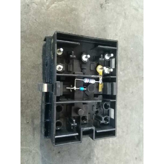 Recambio de mando elevalunas delantero izquierdo para bmw serie 5 berlina (e34) 525td referencia OEM IAM   