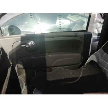 GUARNECIDO PUERTA DELANTERA DERECHA 