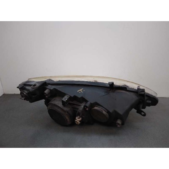 Recambio de faro izquierdo para peugeot 307 (s1) xs referencia OEM IAM  SOPORTE ROTO 