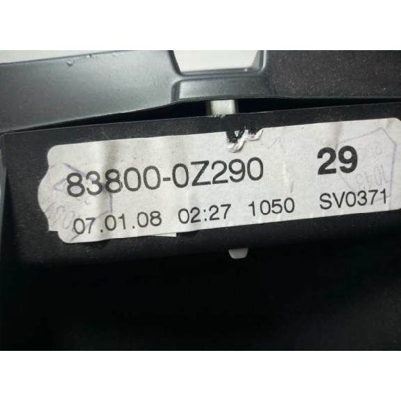 Recambio de cuadro instrumentos para toyota auris luna referencia OEM IAM 838000Z290  