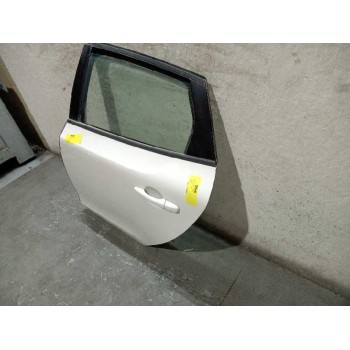 Recambio de puerta trasera izquierda para volvo v40 inscription referencia OEM IAM 32321999 SIN ACCESORIOS 