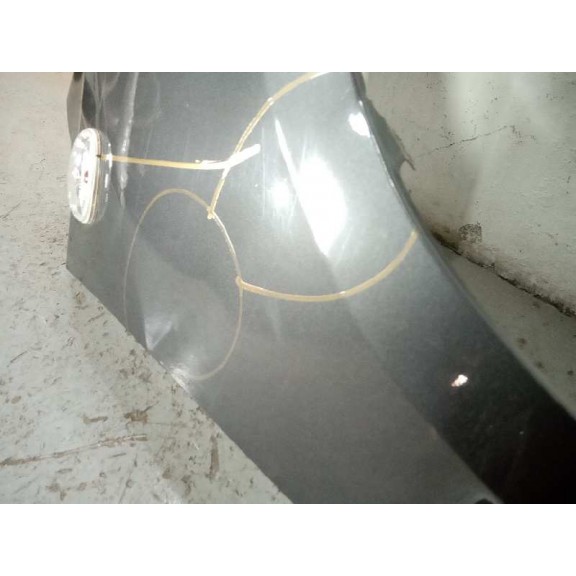 Recambio de aleta delantera derecha para kia carens (un) 2.0 crdi referencia OEM IAM 663211D050 GRIS 