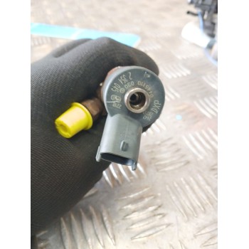 Recambio de inyector para rover 75 (rj) 2.0 cdt referencia OEM IAM 0445110030  