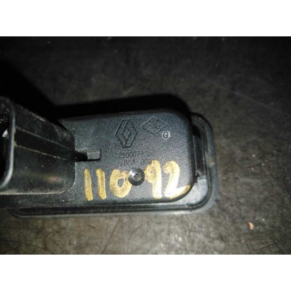 Recambio de maneta exterior porton para renault captur expression referencia OEM IAM 820076256  