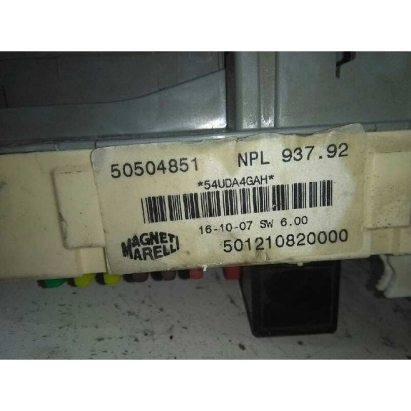 Recambio de caja reles / fusibles para alfa romeo 147 (190) 1.6 ts 105 distinctive referencia OEM IAM   