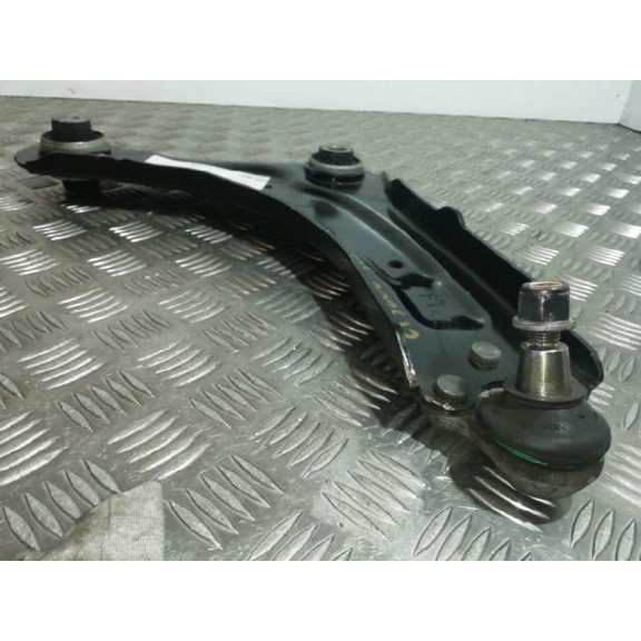 Recambio de brazo suspension inferior delantero derecho para renault megane iii sport tourer dynamique referencia OEM IAM 545018