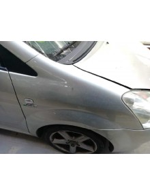 Recambio de aleta delantera derecha para toyota corolla verso (r1) 2.2 d-cat referencia OEM IAM    2