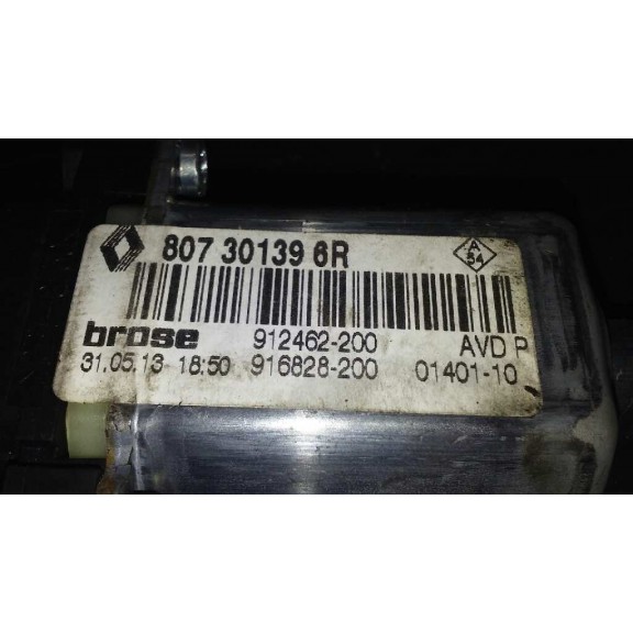 Recambio de motor elevalunas delantero derecho para renault megane iii berlina 5 p bose edition referencia OEM IAM 807301396R  