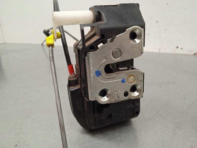 Recambio de cerradura puerta delantera izquierda para nissan note (e11e) acenta referencia OEM IAM   3 PINS