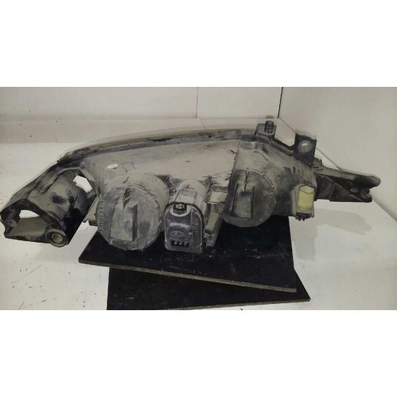 Recambio de faro izquierdo para lancia lancia y 1.2 cat referencia OEM IAM   