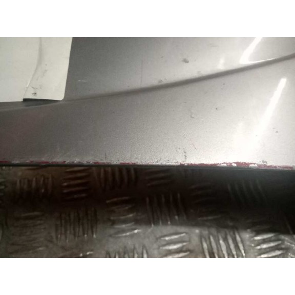 Recambio de aleta delantera izquierda para opel meriva 1.6 16v referencia OEM IAM  PLATA ROZADA