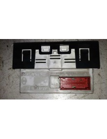 Recambio de display para renault megane ii berlina 5p confort authentique referencia OEM IAM 8200107839   2
