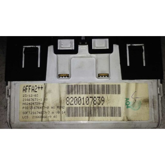 Recambio de display para renault megane ii berlina 5p confort authentique referencia OEM IAM 8200107839  