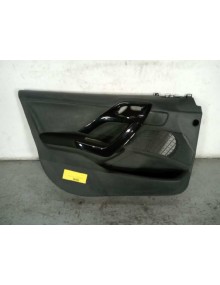 Recambio de guarnecido puerta delantera izquierda para peugeot 208 referencia OEM IAM    2