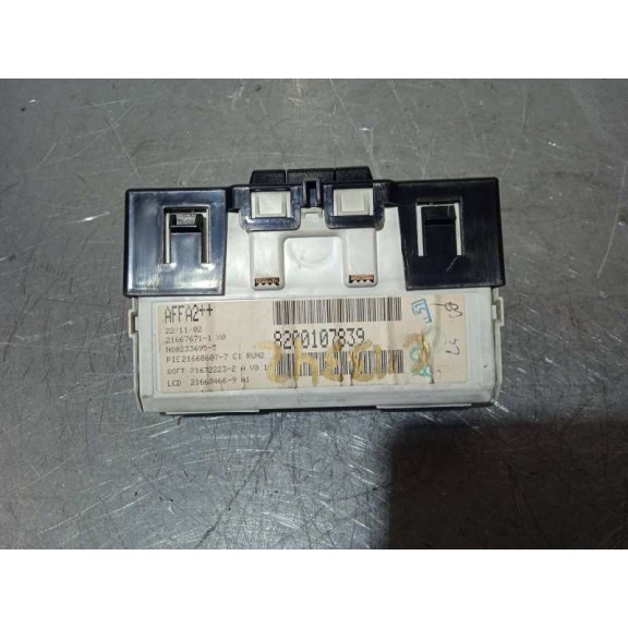 Recambio de display para renault megane ii berlina 3p 1.9 dci diesel referencia OEM IAM 8200107839  