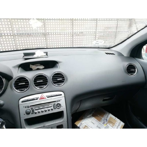 Recambio de salpicadero para peugeot 308 sport referencia OEM IAM   