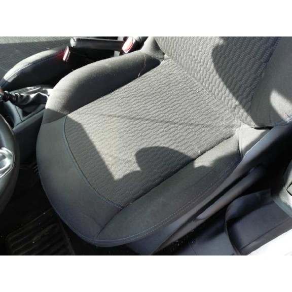 Recambio de asiento delantero izquierdo para peugeot 208 referencia OEM IAM   