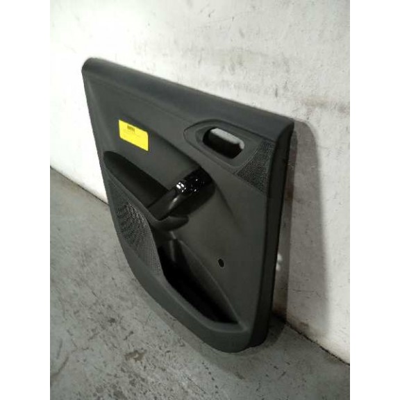 Recambio de guarnecido puerta trasera izquierda para peugeot 208 referencia OEM IAM   