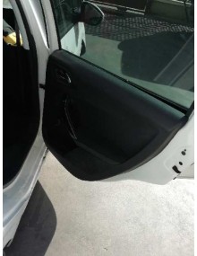 Recambio de guarnecido puerta trasera derecha para peugeot 208 referencia OEM IAM   