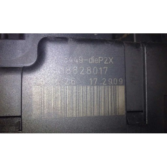 Recambio de caja reles / fusibles para volvo xc70 2.4 diesel cat referencia OEM IAM 8678449  