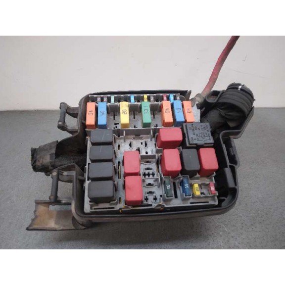 Recambio de caja reles / fusibles para citroën nemo 1.3 hdi fap referencia OEM IAM 51791319  