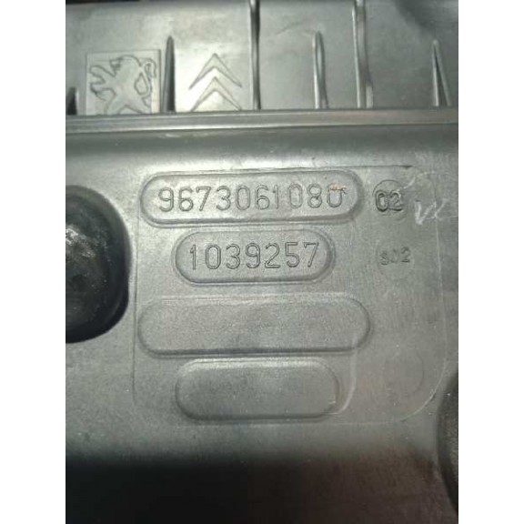 Recambio de filtro aire para peugeot 207 1.6 16v hdi referencia OEM IAM 9673061080 9673061080 