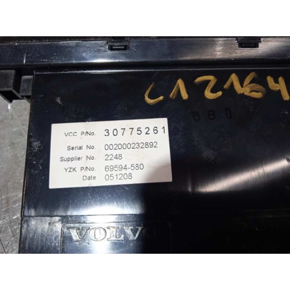 Recambio de display para volvo v50 familiar 1.8 momentum referencia OEM IAM 30775261 PANTALLA MULTIFUNCION 