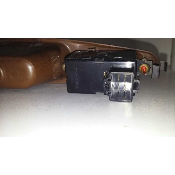 Recambio de mando elevalunas trasero izquierdo para daewoo leganza 2.0 cat referencia OEM IAM   