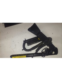 Recambio de pretensor airbag derecho para opel corsa c club referencia OEM IAM  ENGANCHE 