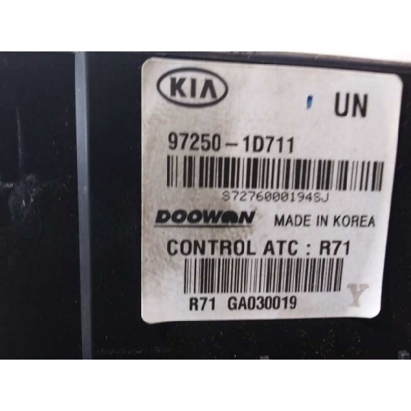 Recambio de mando climatizador para kia carens (un) 2.0 crdi referencia OEM IAM 972501D711  