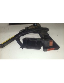 Recambio de pretensor airbag derecho para opel corsa c club referencia OEM IAM  ENGANCHE  2