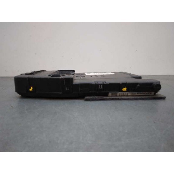 Recambio de centralita bsi para renault megane ii berlina 5p dynamique referencia OEM IAM 8200724370  