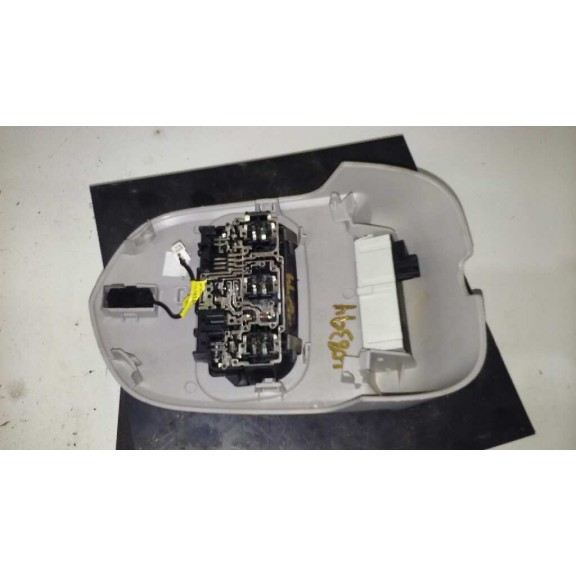 Recambio de luz interior para peugeot 308 allure referencia OEM IAM 9681370177  