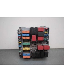 Recambio de caja reles / fusibles para fiat fiorino 1.3 16v jtd cat referencia OEM IAM 51905216  