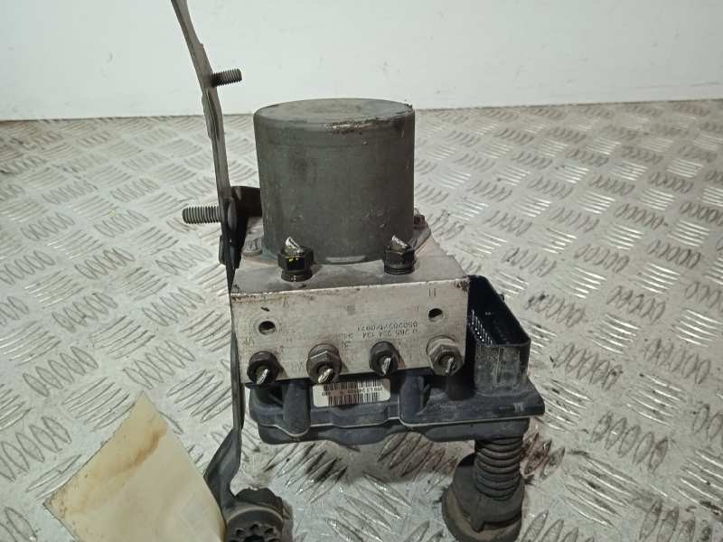 Recambio de abs para bmw serie 5 berlina (e60) 530d referencia OEM IAM 34516758743 34516769703 0265234134