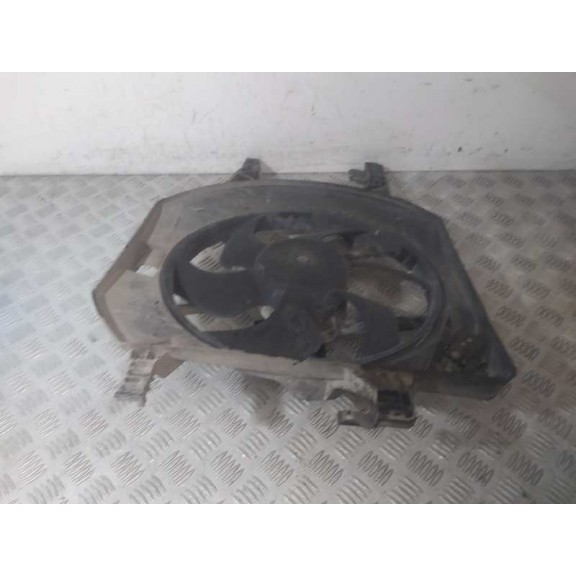 Recambio de electroventilador para opel vivaro combi 2.7t corto referencia OEM IAM 8200151873  