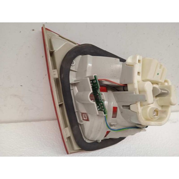 Recambio de piloto trasero derecho interior para bmw serie 3 berlina (e90) 320d referencia OEM IAM 4871734 2ª SERIE 7154156