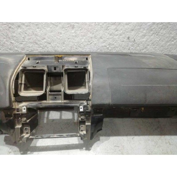 Recambio de salpicadero para ssangyong rexton referencia OEM IAM 7651808000 TOCADO 