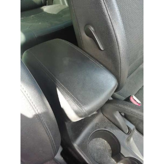 Recambio de apoyabrazos central para hyundai ix35 1.7 crdi cat referencia OEM IAM   