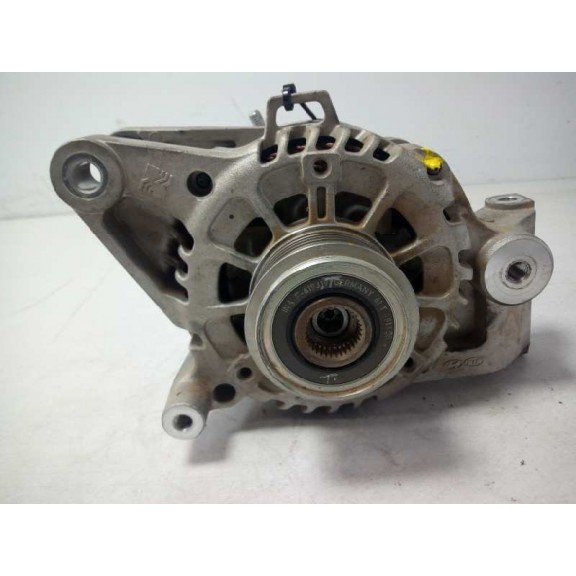 Recambio de alternador para hyundai i30 (pd) klass referencia OEM IAM 373002U200 2543370A 150A 6 CANALES