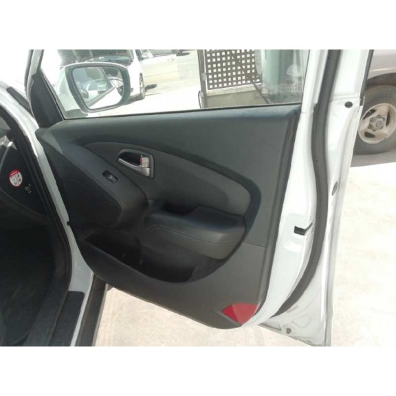 Recambio de guarnecido puerta delantera derecha para hyundai ix35 1.7 crdi cat referencia OEM IAM   