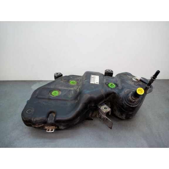 Recambio de deposito adblue para hyundai i30 (pd) klass referencia OEM IAM 31500J7900  