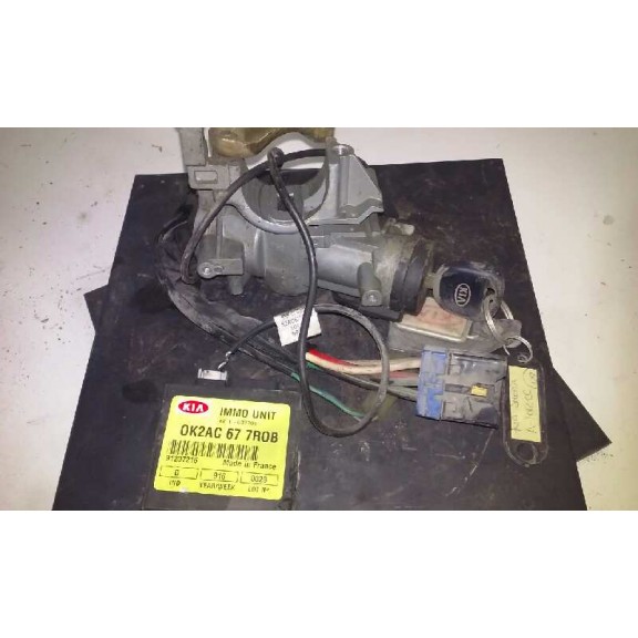 Recambio de conmutador de arranque para kia sephia ll 1.5 cat referencia OEM IAM 0K2AC67ROB  