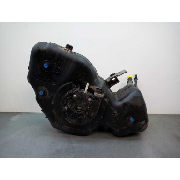 Recambio de deposito adblue para hyundai i30 (pd) klass referencia OEM IAM 31500J7900  