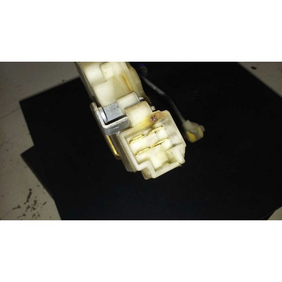 Recambio de cerradura puerta delantera izquierda para nissan vanette cargo vanette cargo caja cerrada referencia OEM IAM   4 PIN