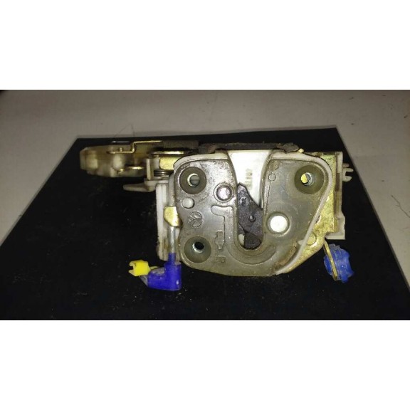 Recambio de cerradura puerta delantera derecha para nissan vanette cargo vanette cargo caja cerrada referencia OEM IAM   2 PINS